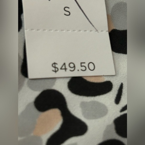 Loft Sleeveless Print Blouse in Women’s S pink grey white lightweight - Picture 7 of 13